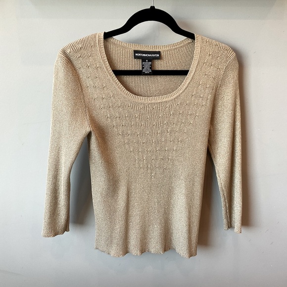 Norton McNaughton HolidayTop - Picture 1 of 6